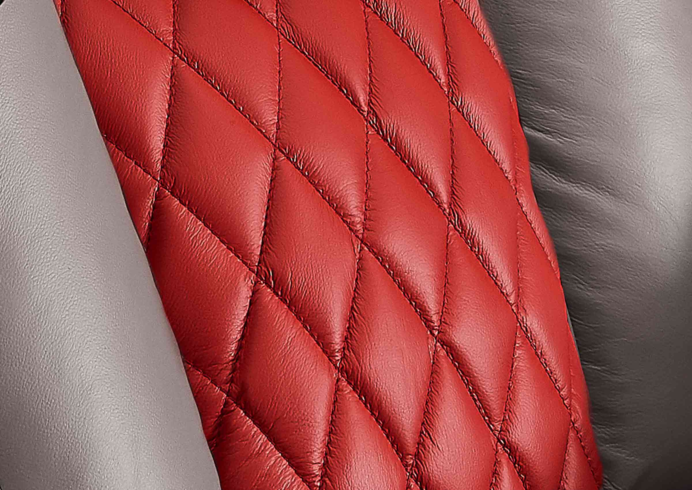 #color_Grey / Red