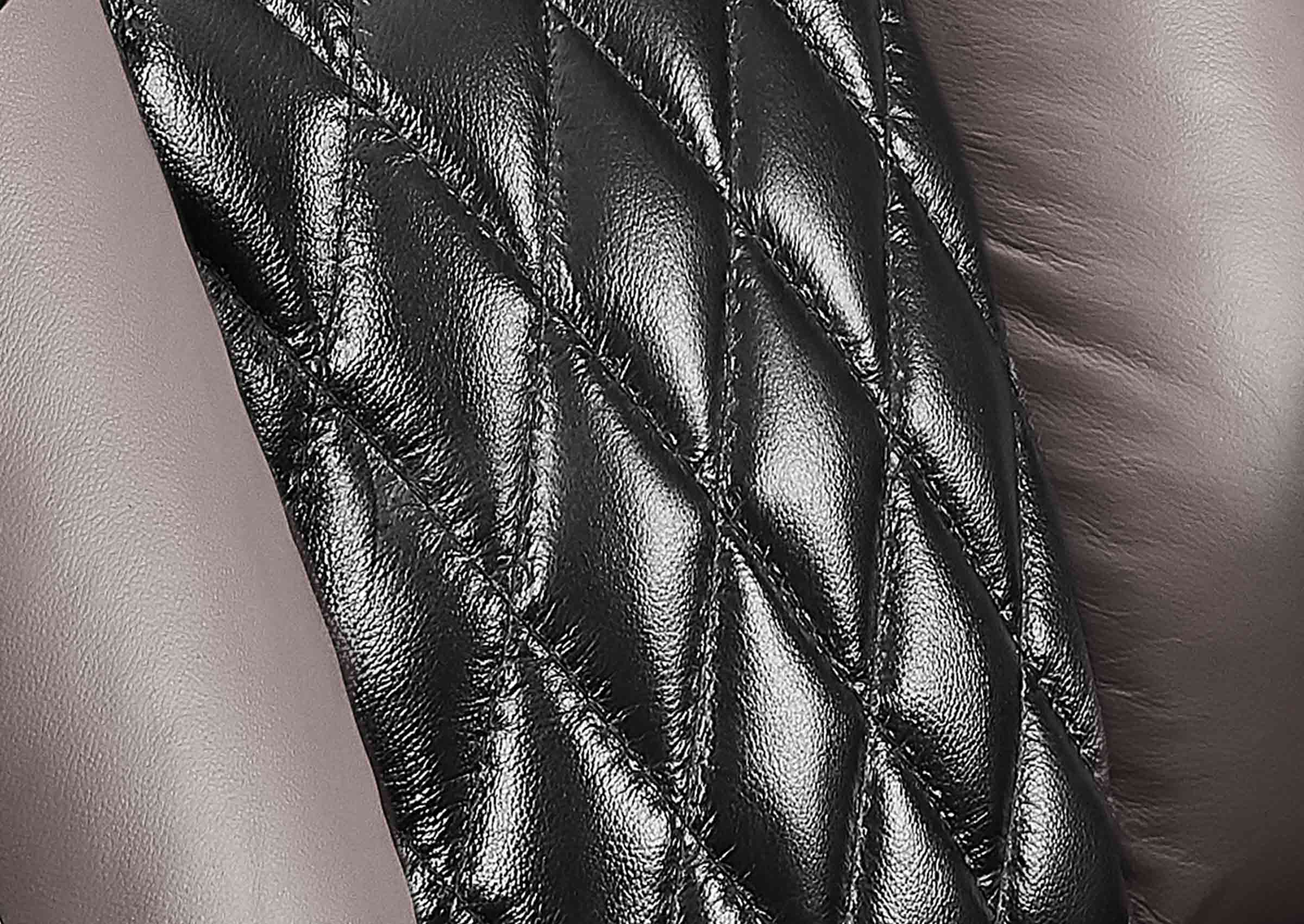 #color_Grey / Black