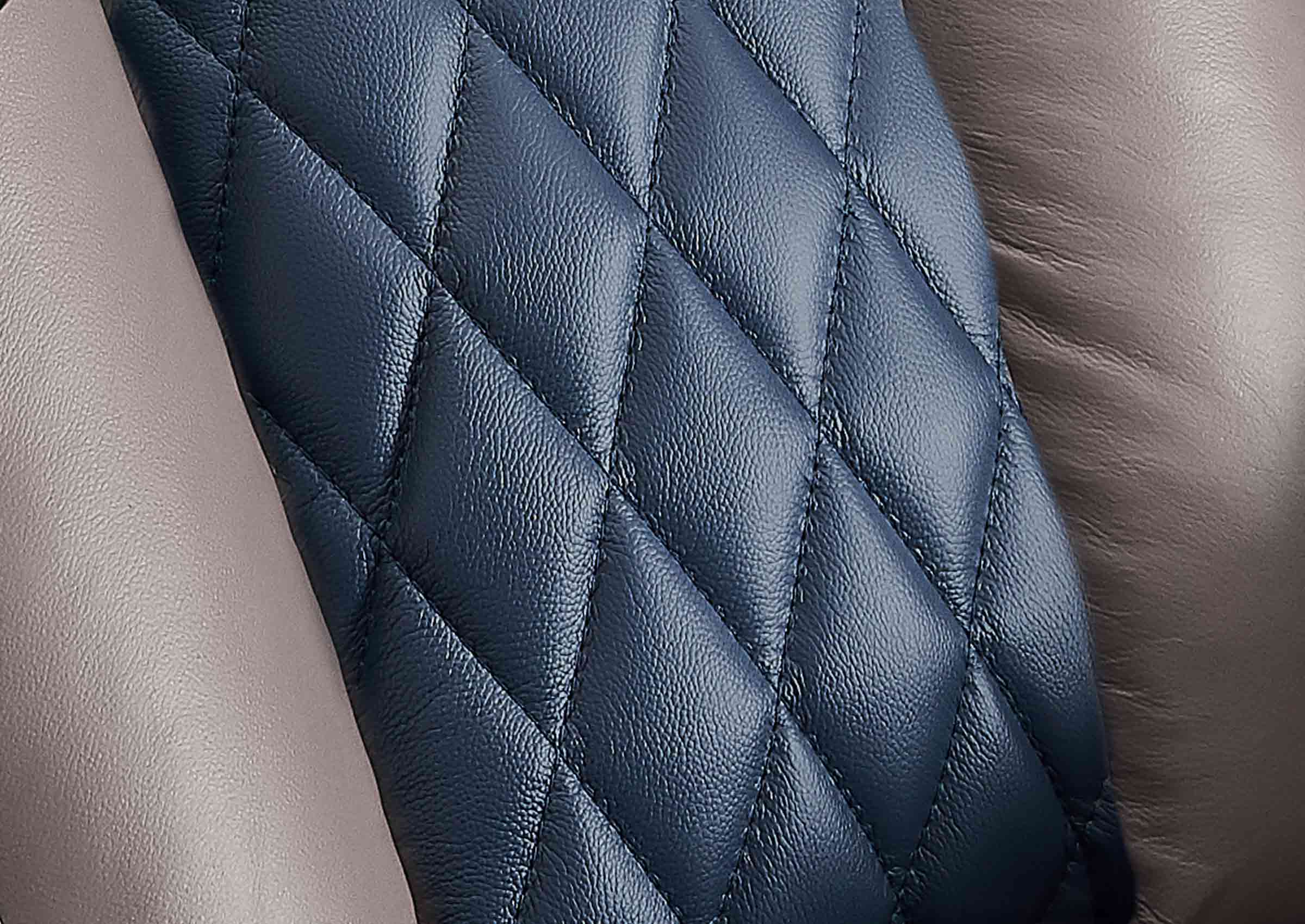 #color_Grey / Blue