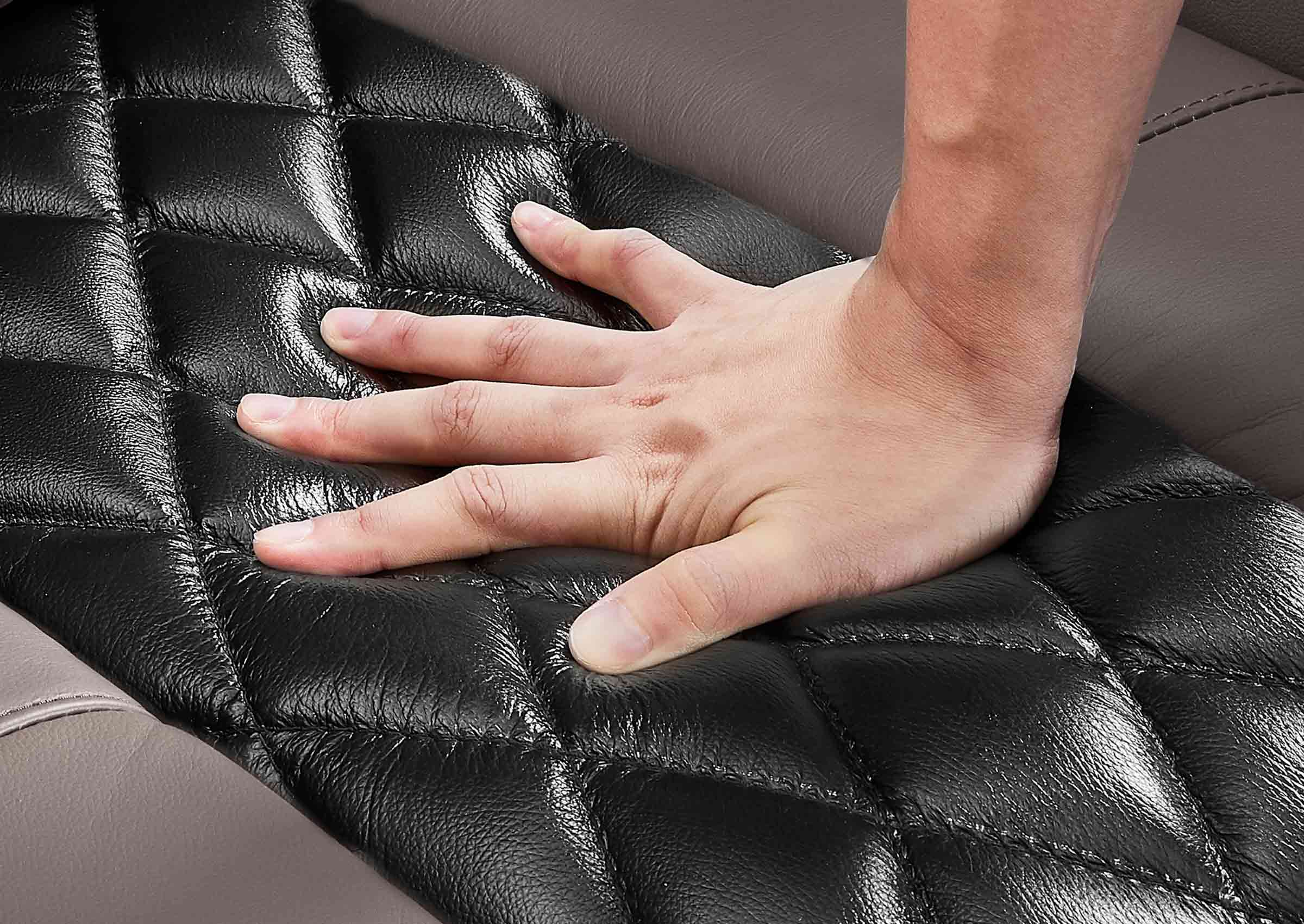 #color_Grey / Black