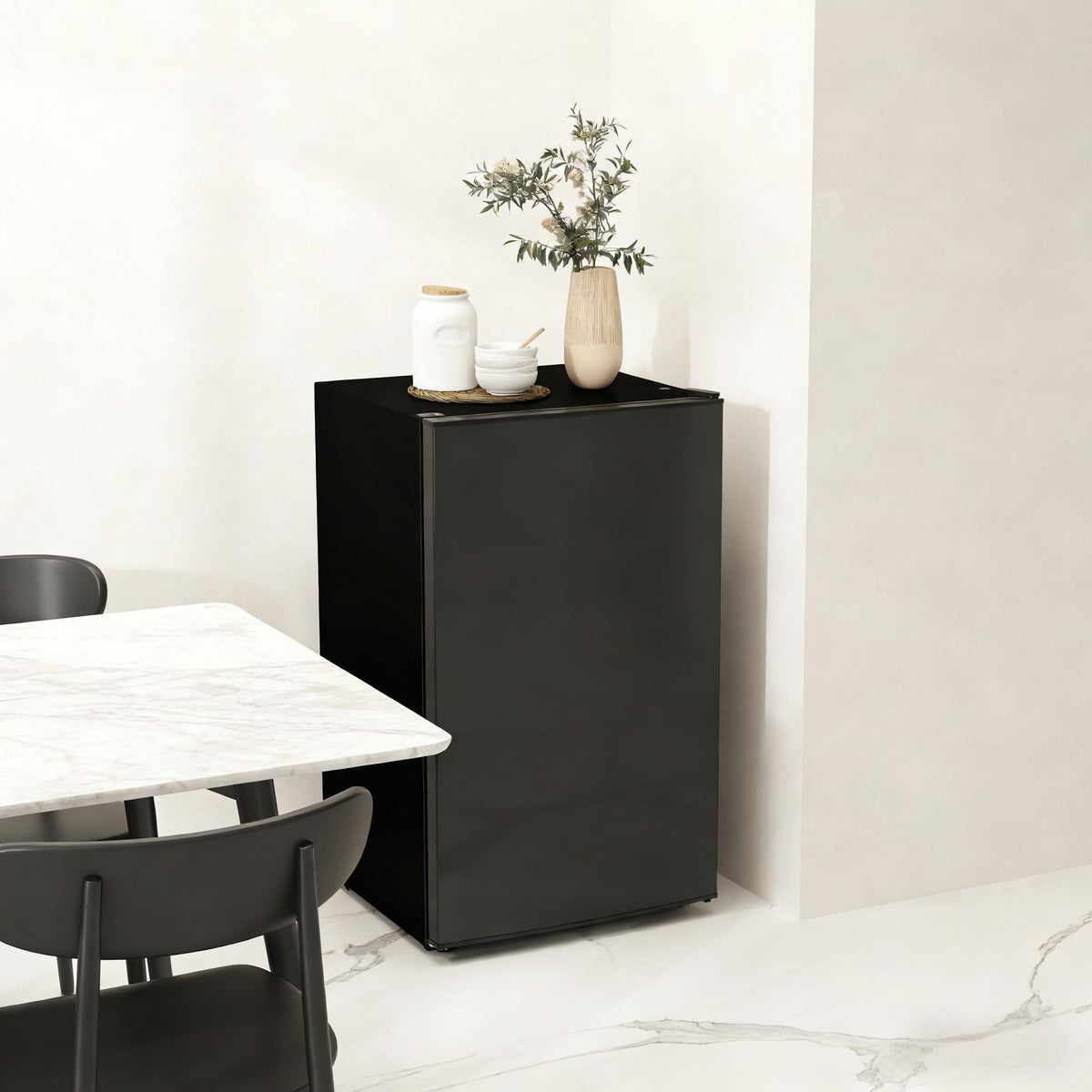 Space-Saving Single-Door Mini Fridge for Home & Office